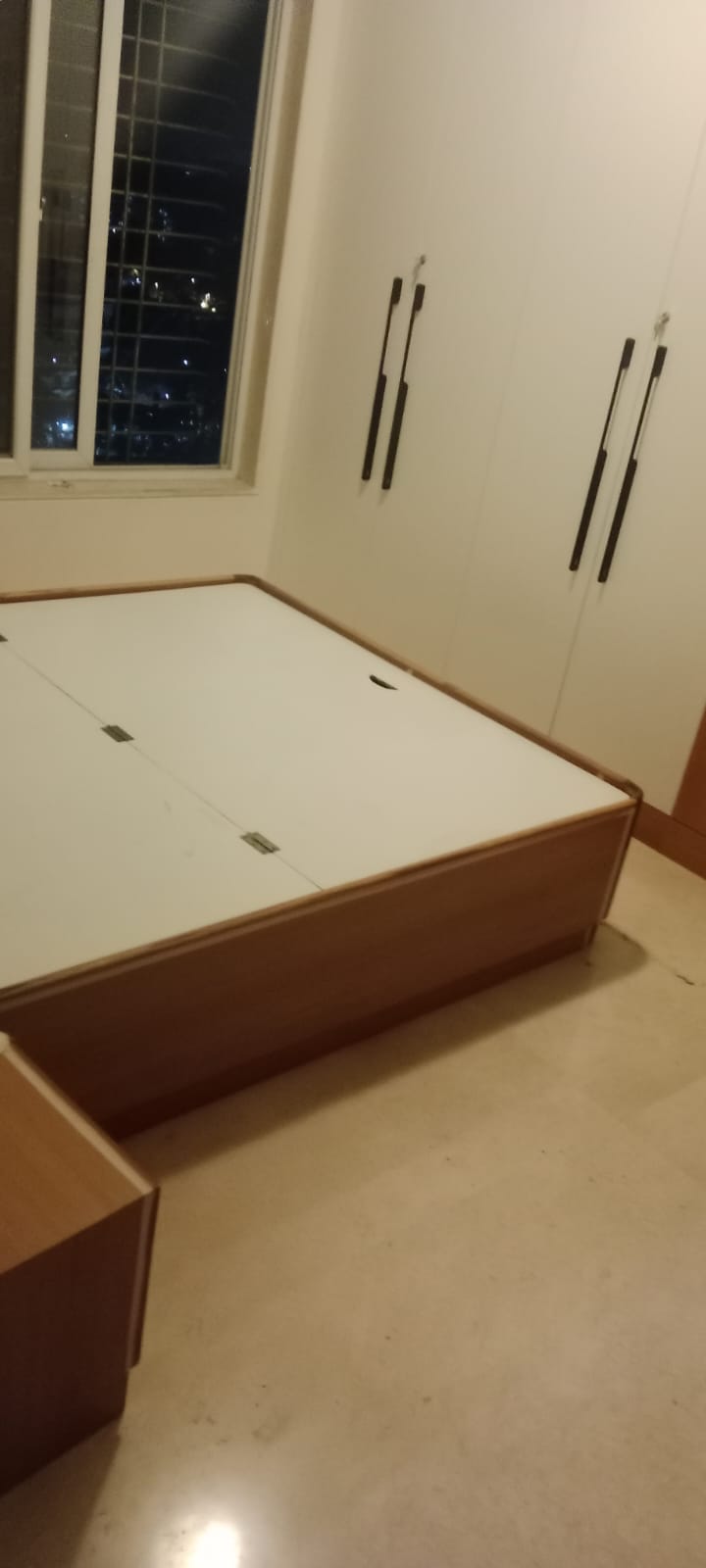 King Size Bed Mumbai